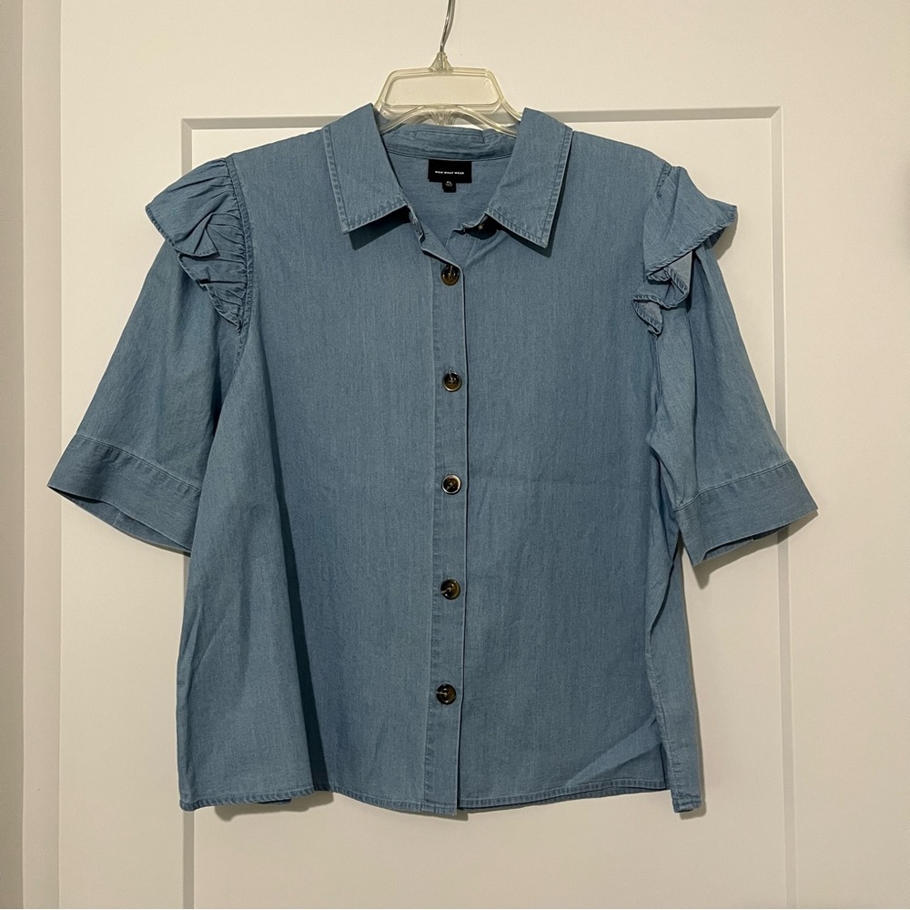 Jean top w/ ruffle sleeves